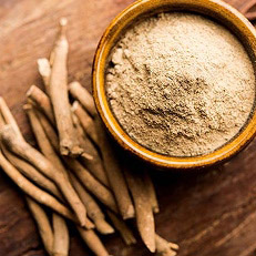 Ashwagandha root and powder